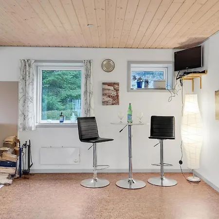 Дом отдыха Pet Friendly In Rudkobing With Wifi *